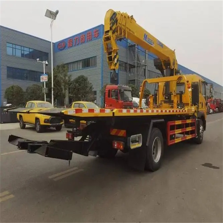 石碌镇附近小随车吊出租电话，轻松解决搬运烦恼