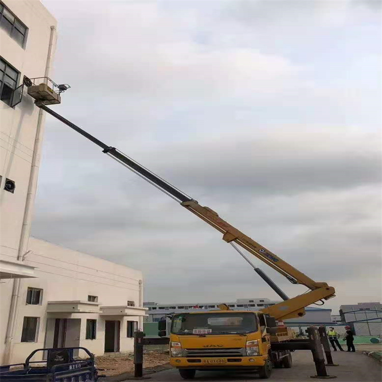 石碌镇附近高空车出租|市政施工/设备安装专用|随叫随到|亿立达设备租赁